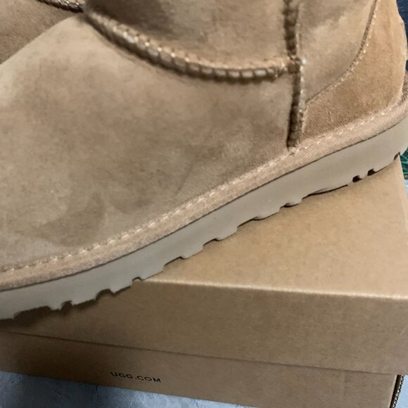 UGG Tan Platform Shoes - Picture 5 of 6